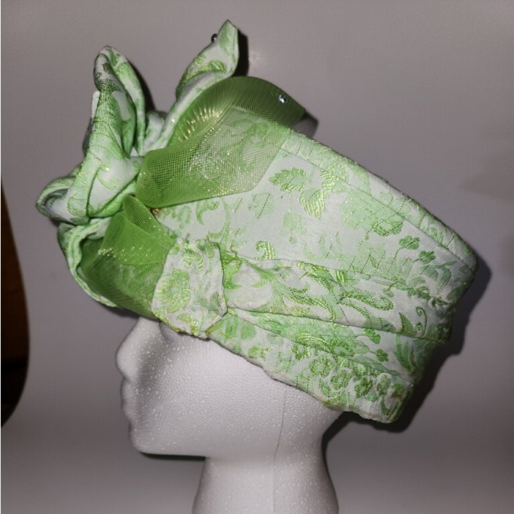 Women’s dress hats